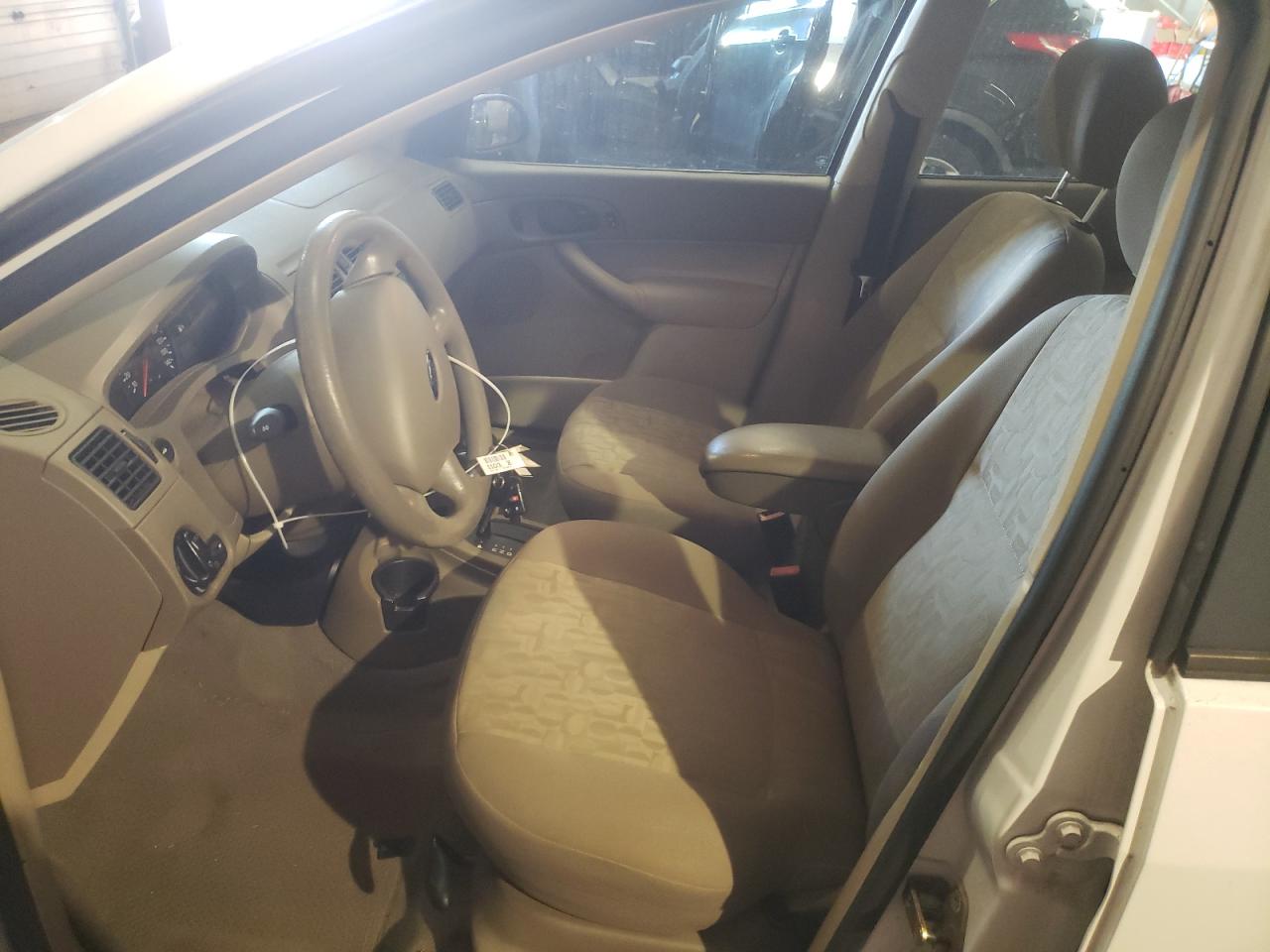 2005 Ford Focus - Image 7