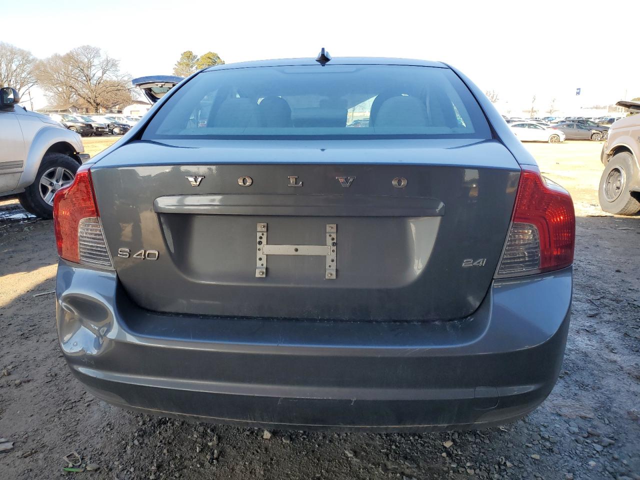 2010 Volvo S40 - Image 6