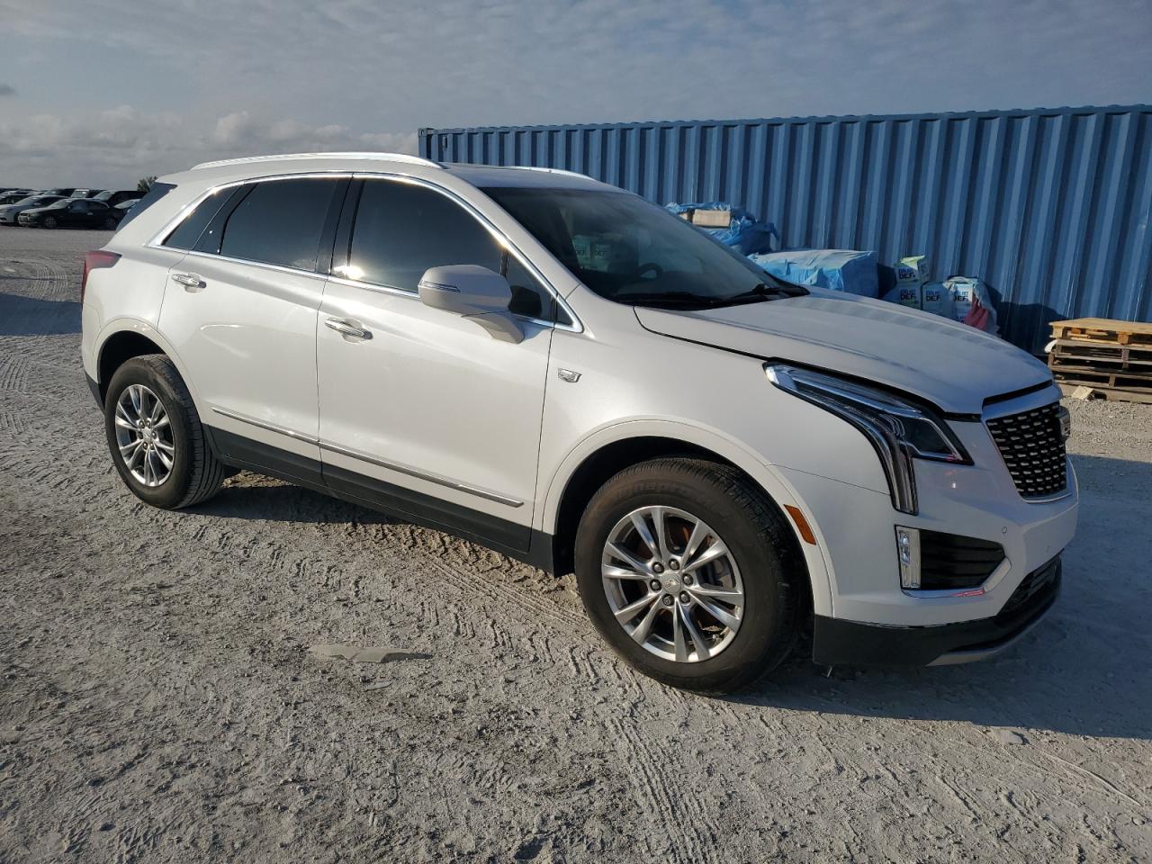 2020 Cadillac XT5 - Image 4
