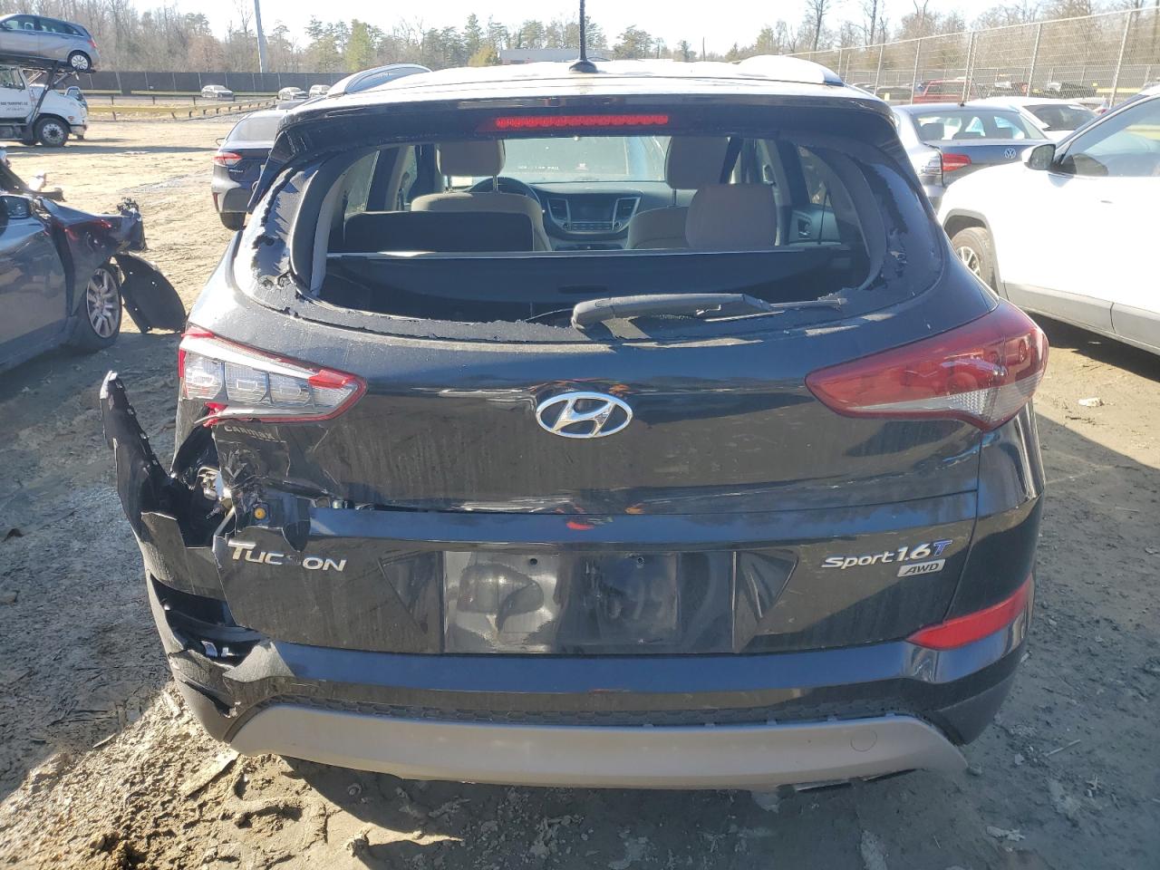 2017 Hyundai Tucson - Image 6