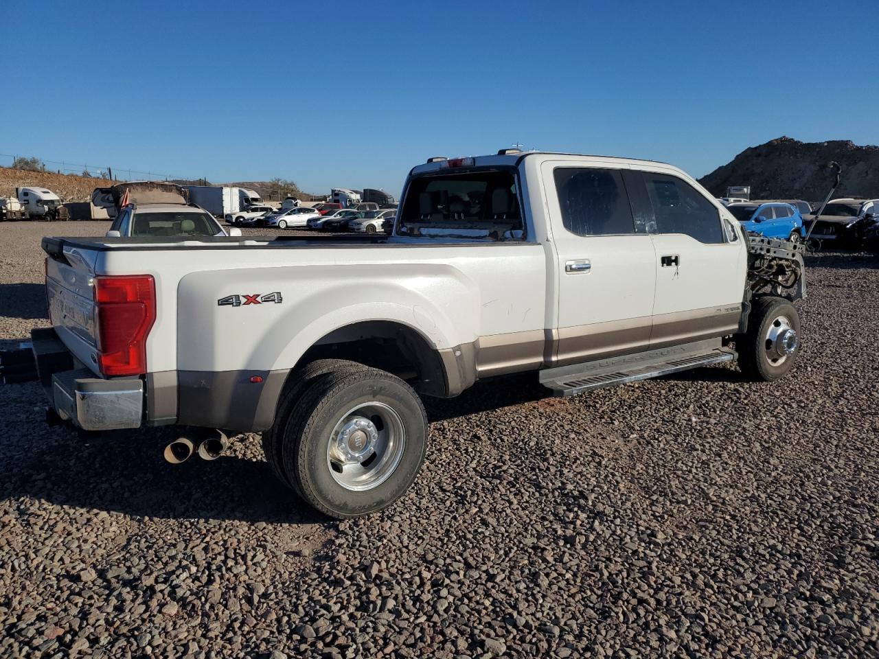 VIN 1FT8W3DT2NEC65231 2022 FORD F350 no.3