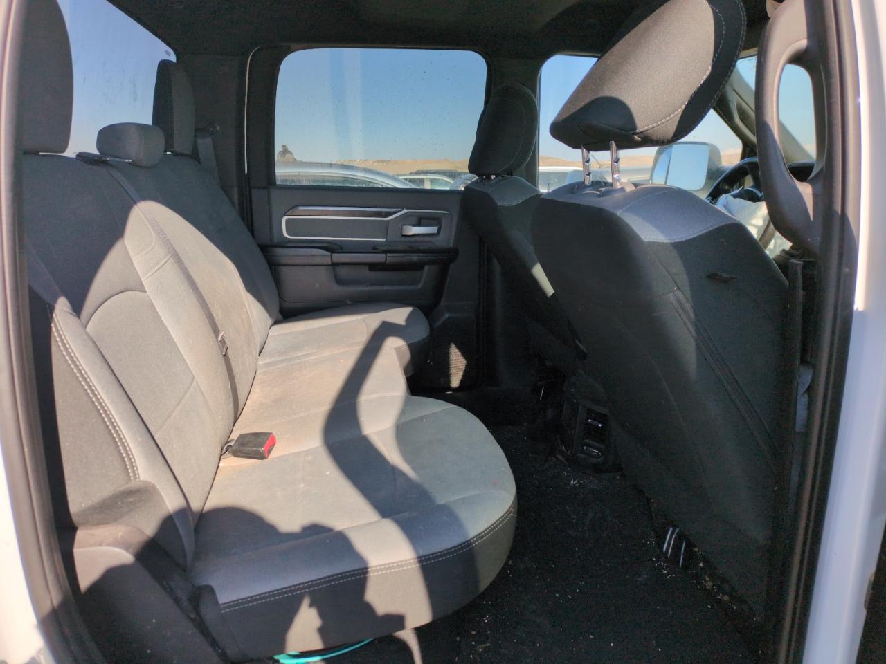 2022 RAM 2500 - Image 10