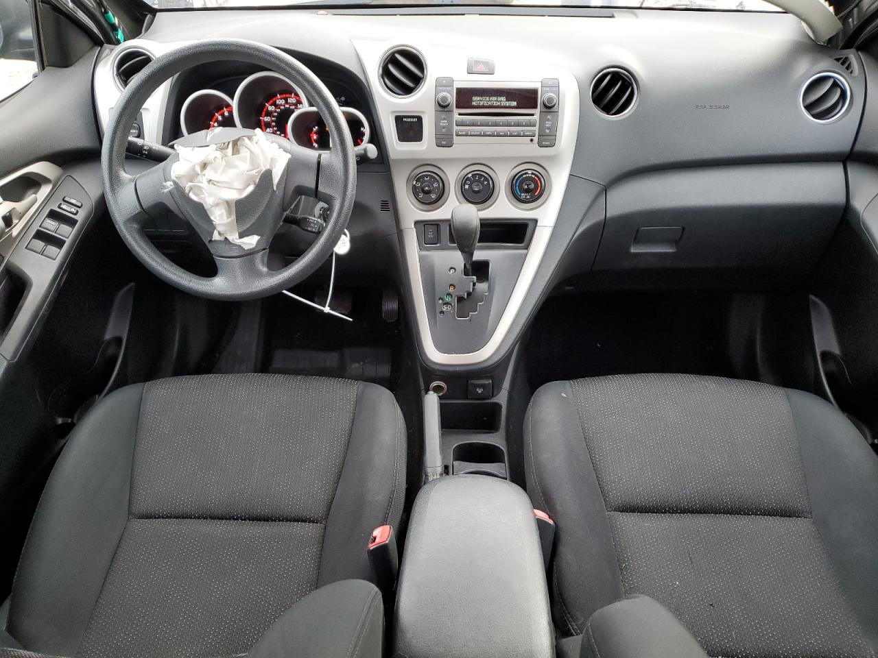 2009 Pontiac Vibe - Image 8