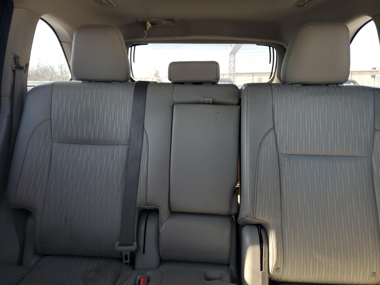 2014 Toyota Highlander - Image 10