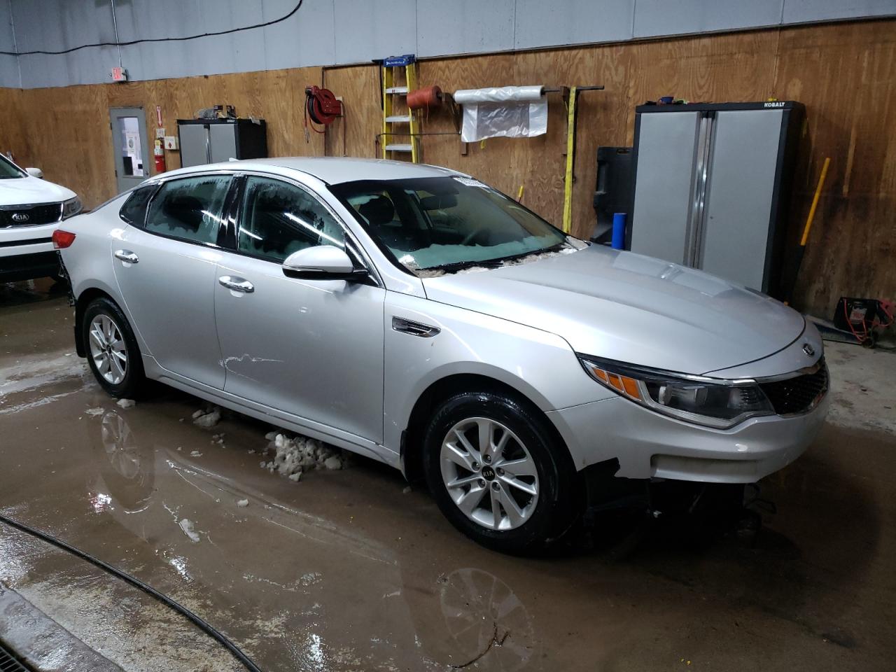 2017 Kia Optima - Image 4