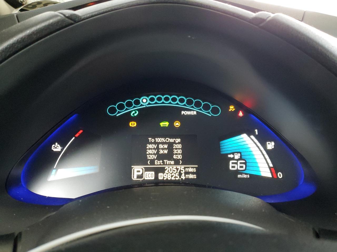 2016 Nissan Leaf - Image 9
