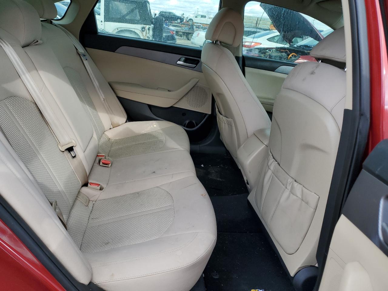 2016 Hyundai Sonata - Image 10