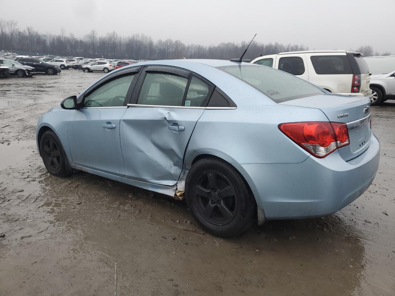 2011 Chevrolet Cruze - Image 2