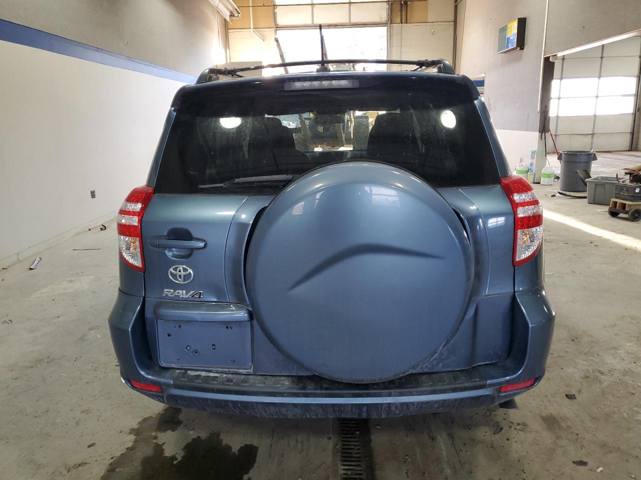 2011 Toyota RAV 4 - Image 6
