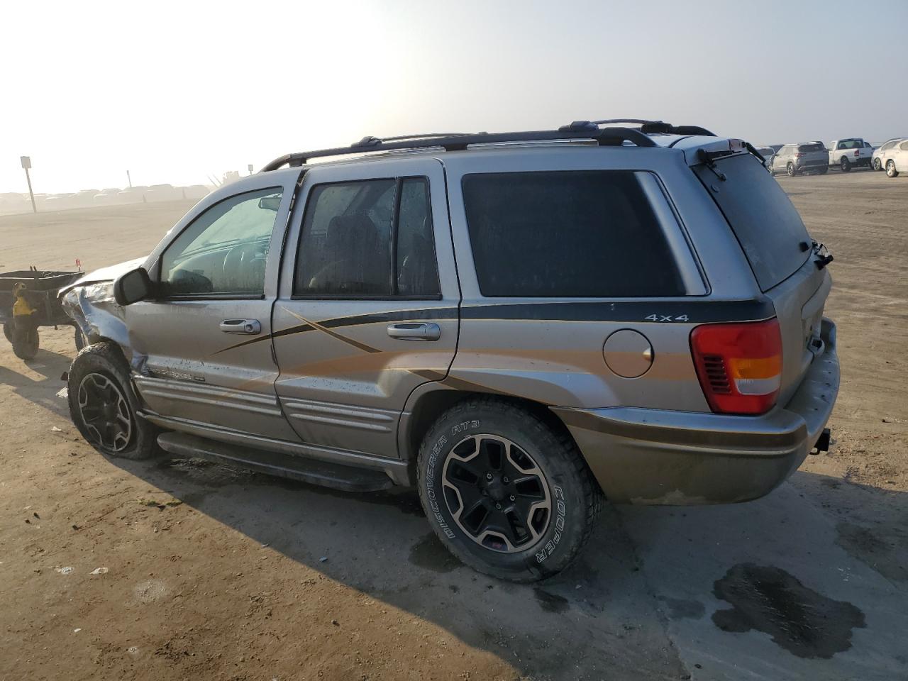 2001 Jeep Grand Cherokee - Image 2