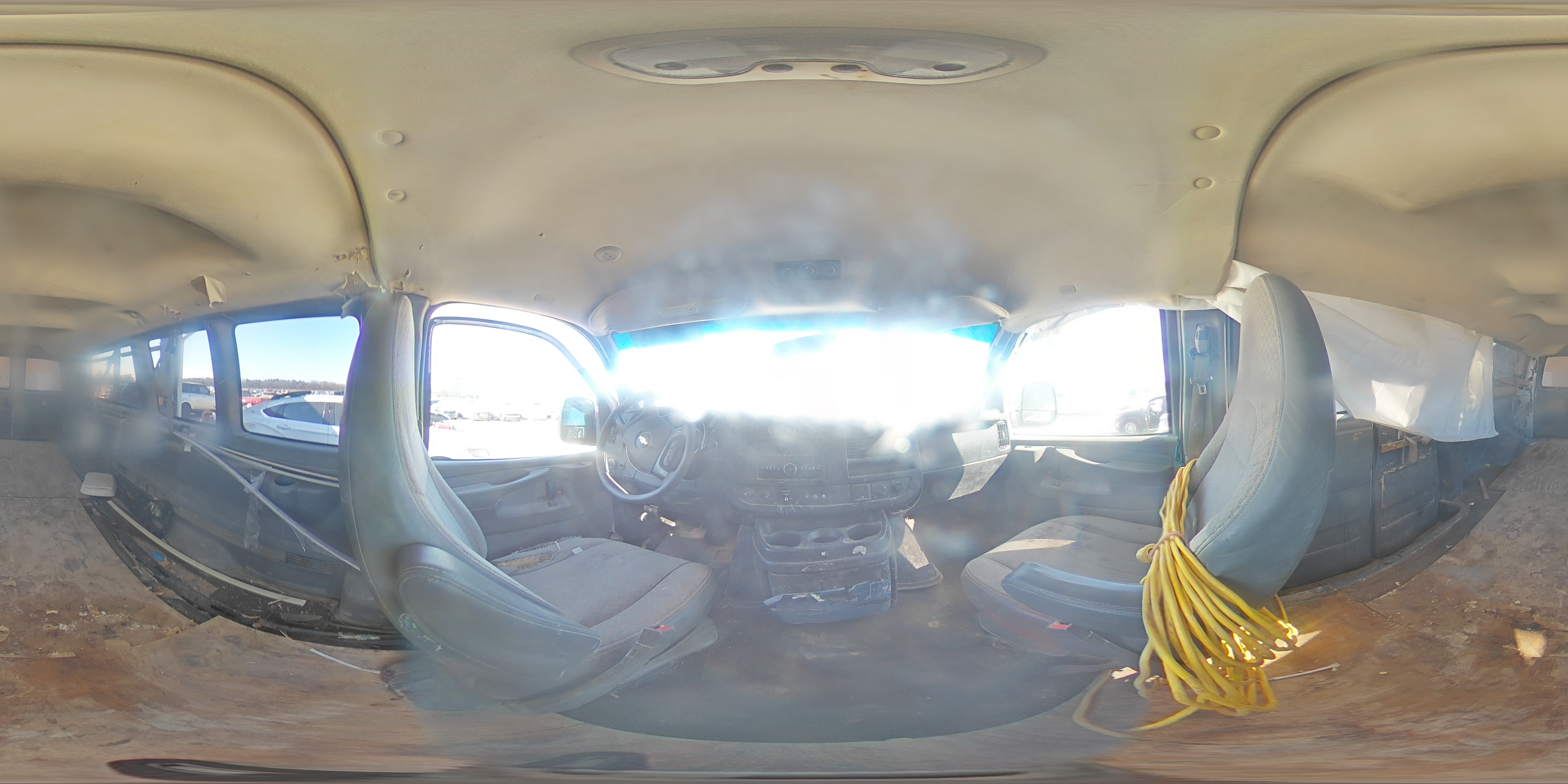 2015 Chevrolet Express - Image 13