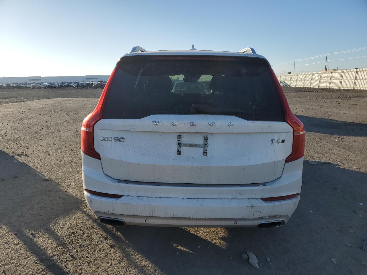 2016 Volvo XC90 - Image 7