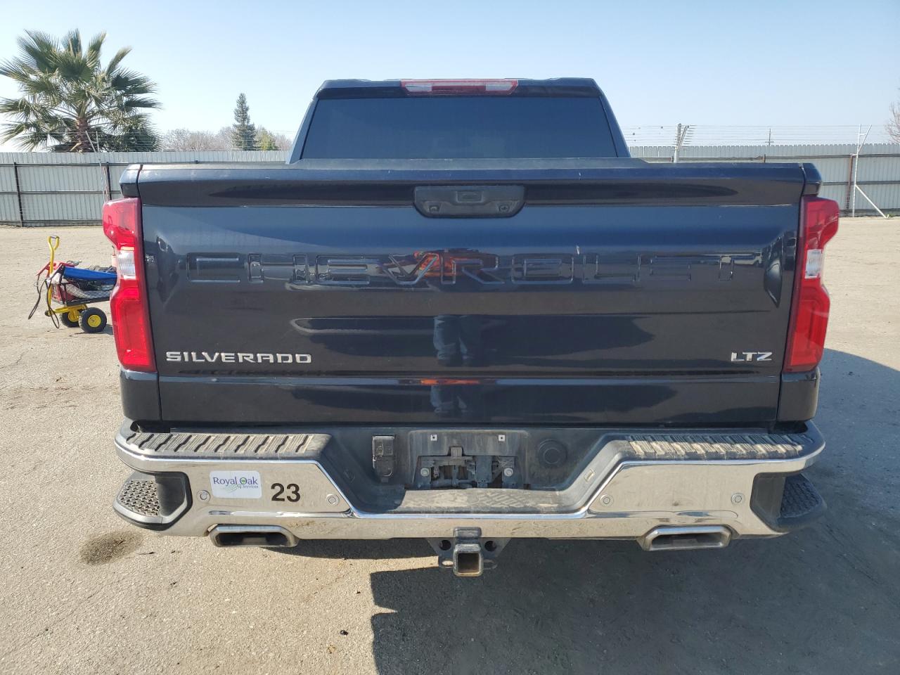 2022 Chevrolet Silverado - Image 6