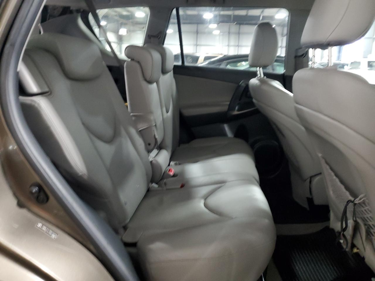 2009 Toyota RAV 4 - Image 11