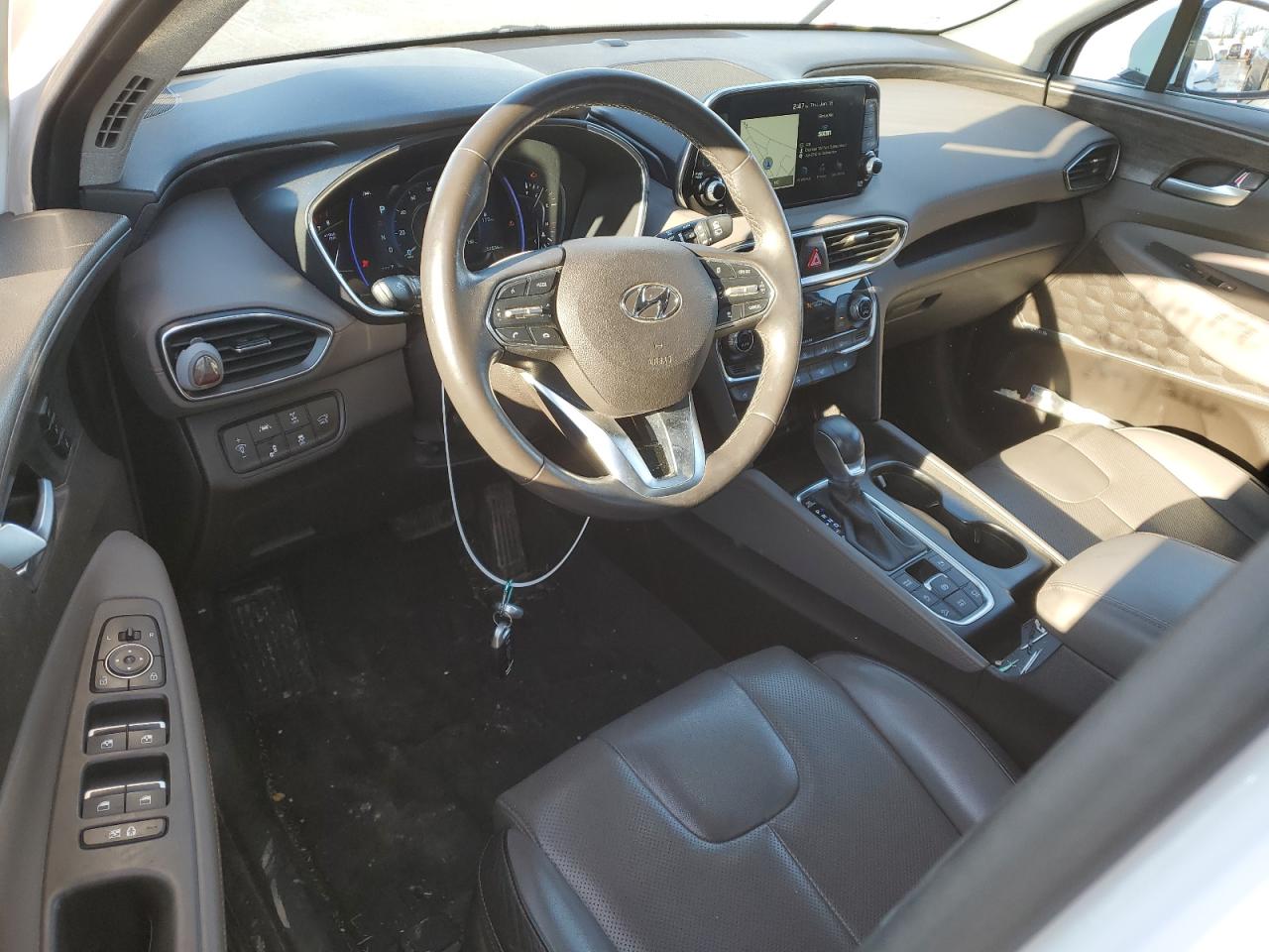 2020 Hyundai Santa Fe - Image 8