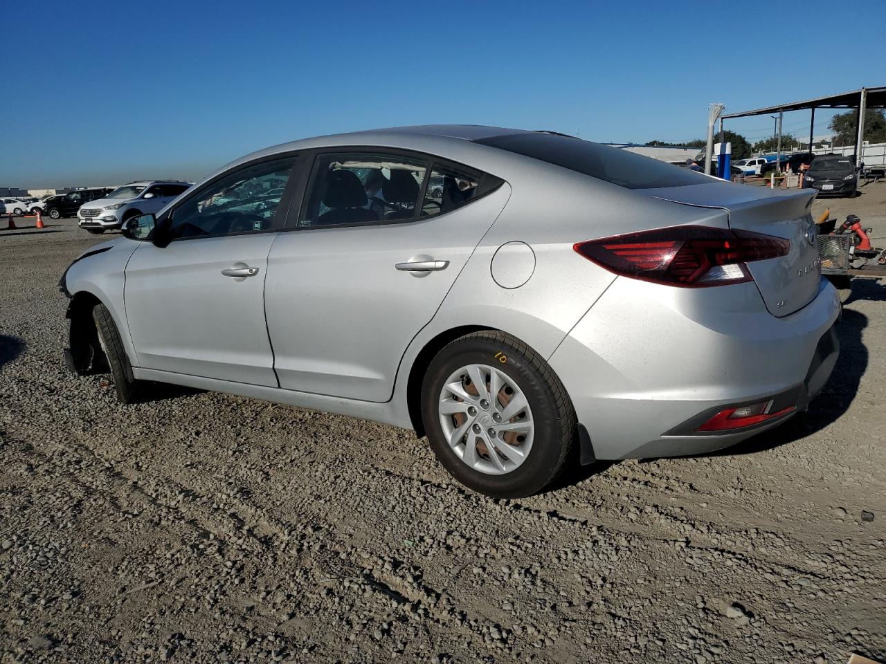 2019 Hyundai Elantra - Image 2