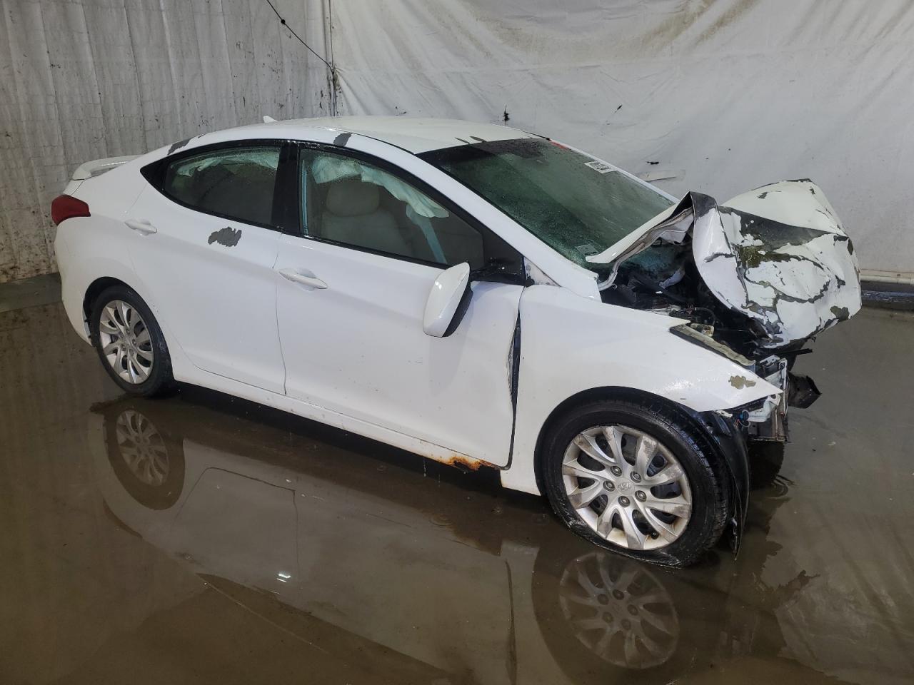 2011 Hyundai Elantra - Image 4