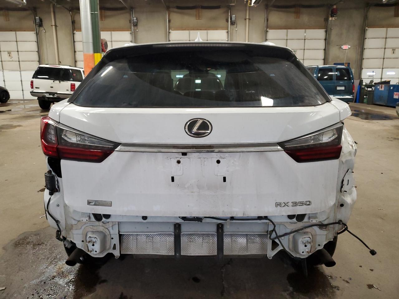 2017 Lexus RX - Image 6