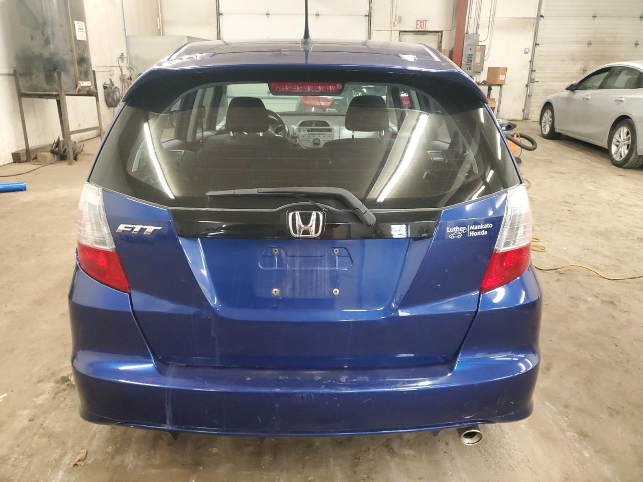 2010 Honda Fit - Image 6