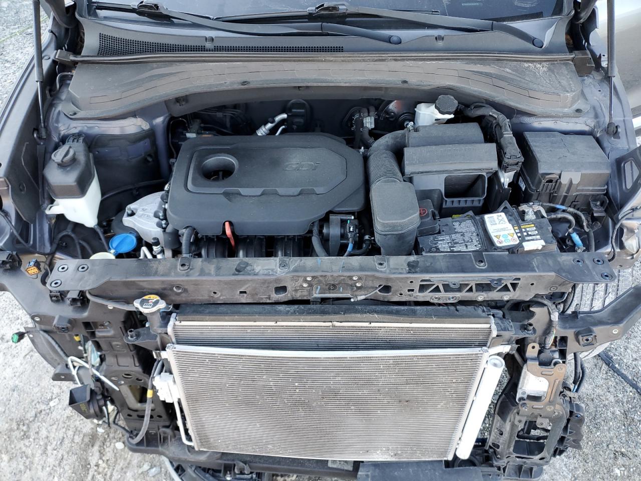 2019 Hyundai Santa Fe - Image 12