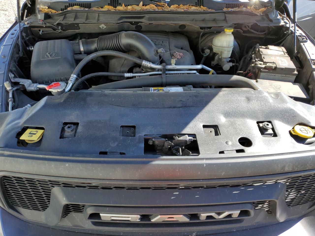 2014 RAM 1500 - Image 11