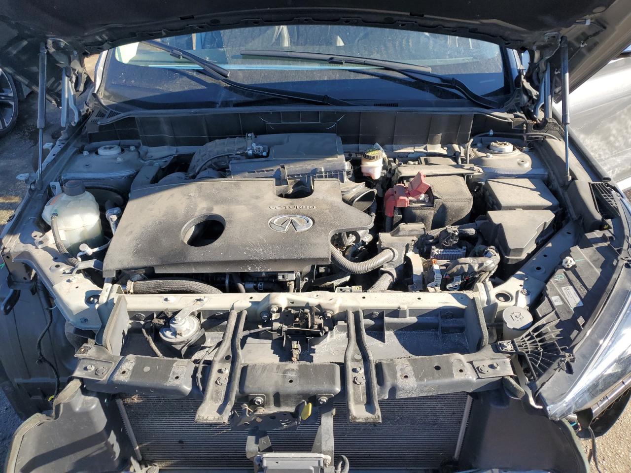 2019 Infiniti QX50 - Image 12