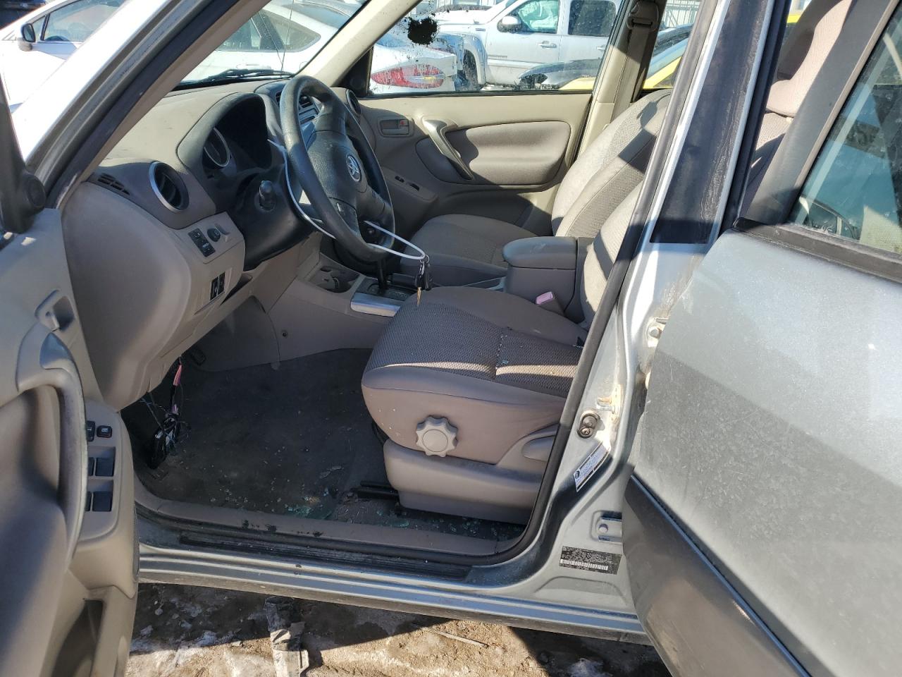 2004 Toyota RAV 4 - Image 7
