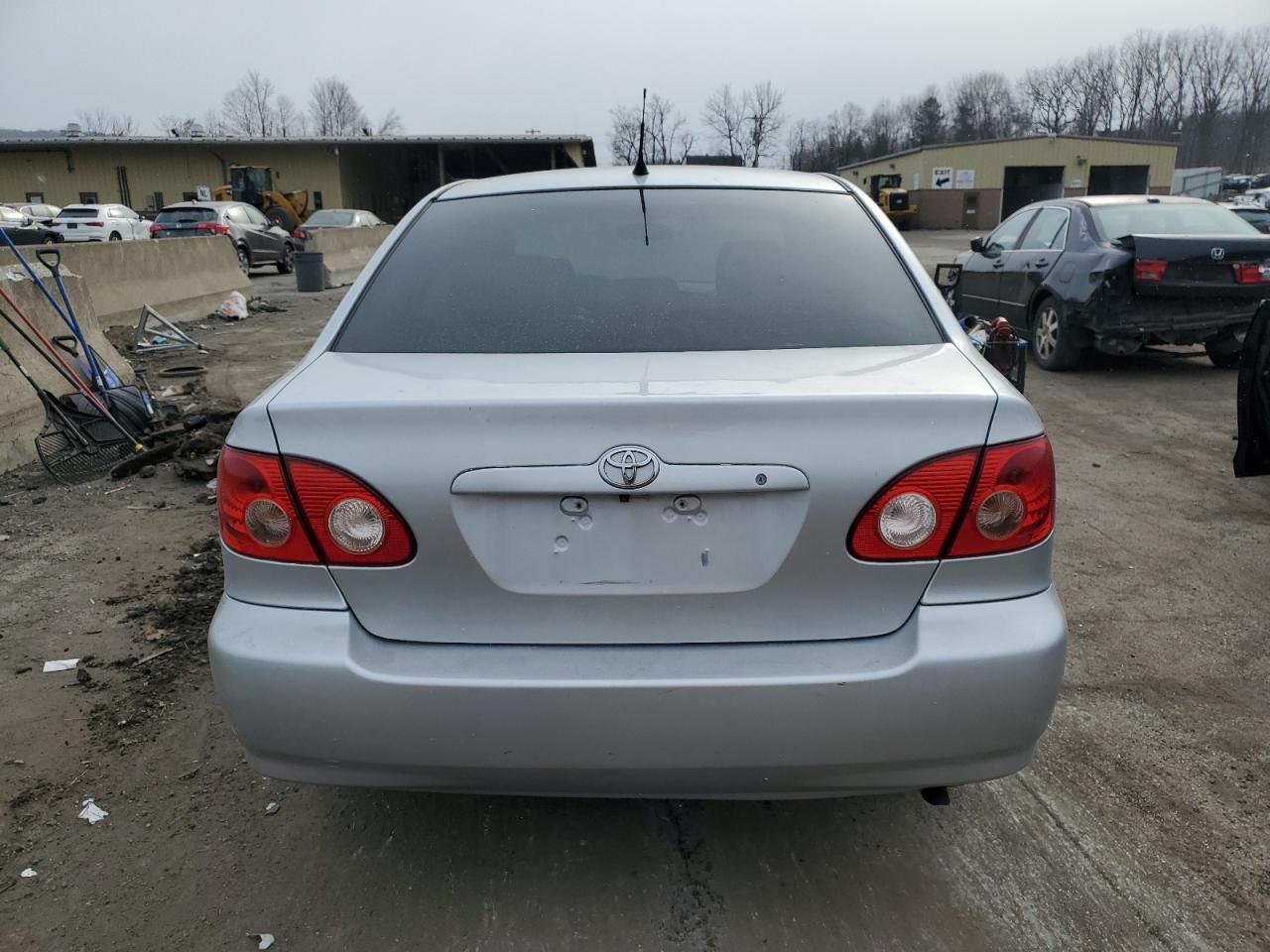 2005 Toyota Corolla - Image 6