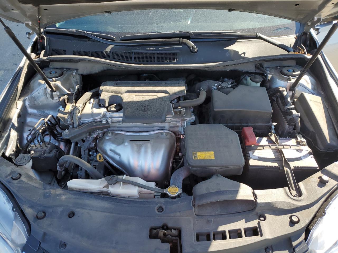 2015 Toyota Camry - Image 11