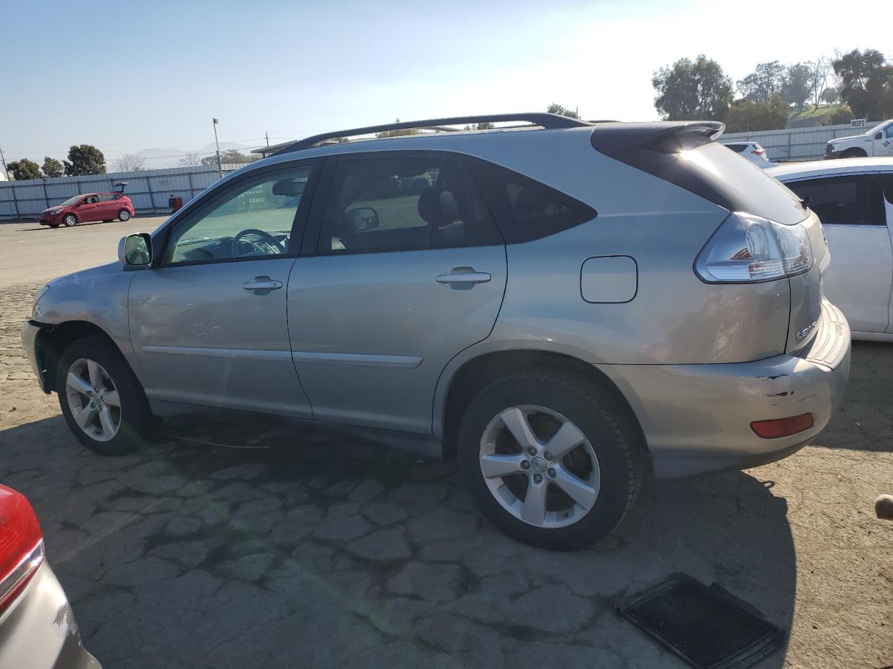 2004 Lexus RX - Image 2