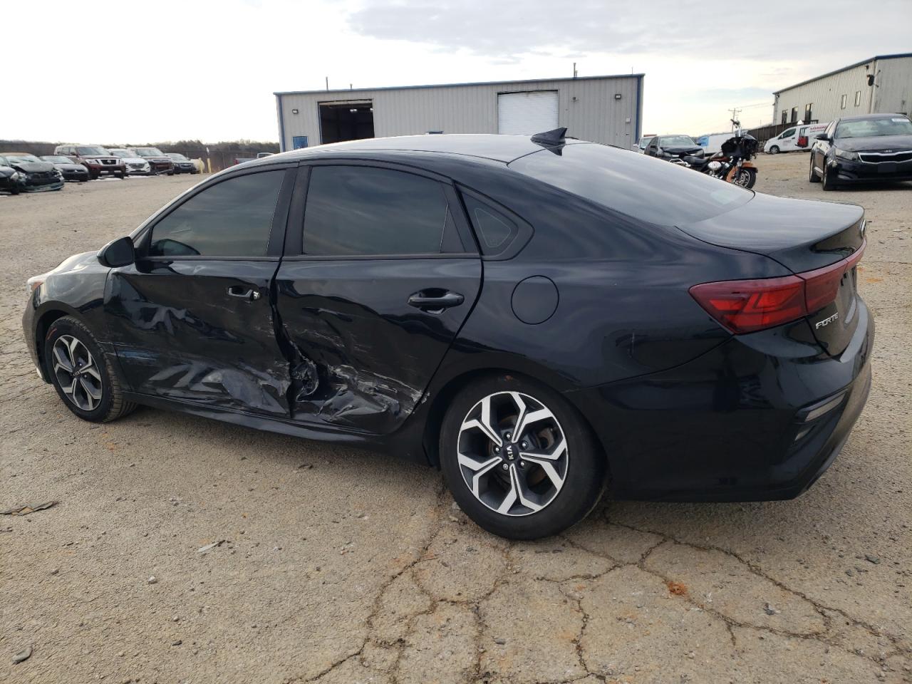 2019 Kia Forte - Image 2
