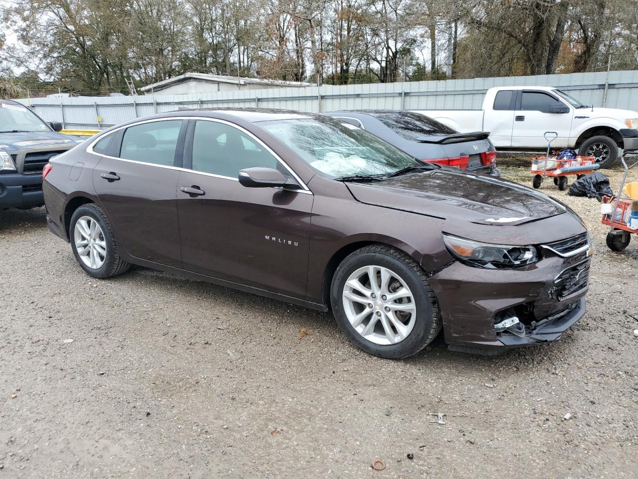 2016 Chevrolet Malibu - Image 4