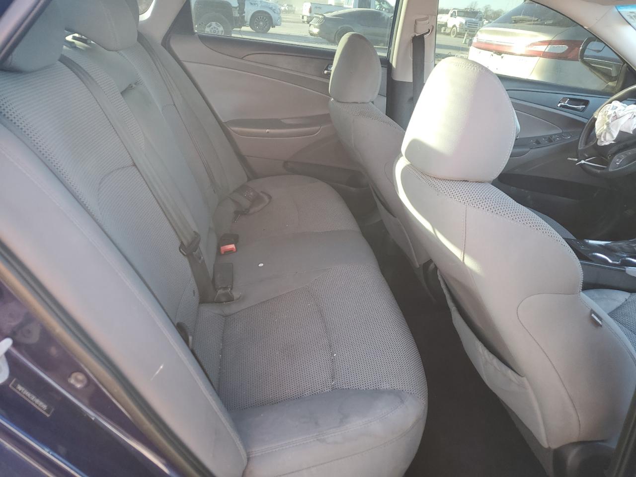 2014 Hyundai Sonata - Image 11
