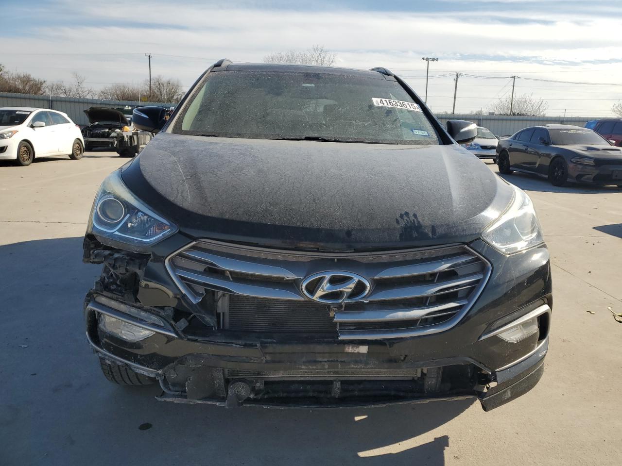 2017 Hyundai Santa Fe - Image 5