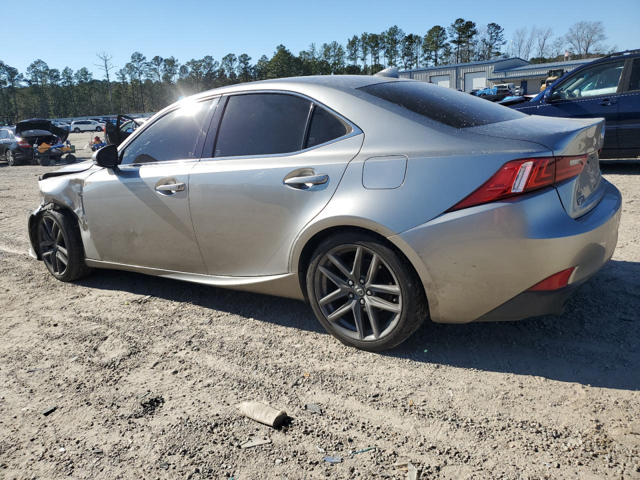 2015 Lexus IS - Image 2