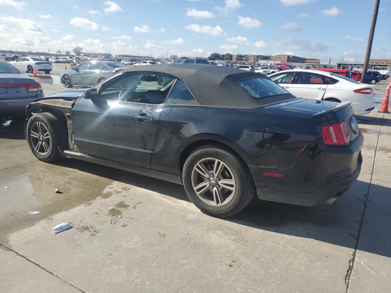 2011 Ford Mustang - Image 2