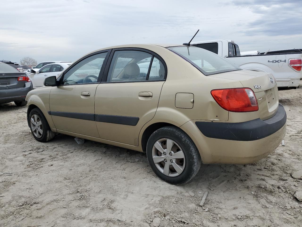 2009 Kia Rio - Image 2