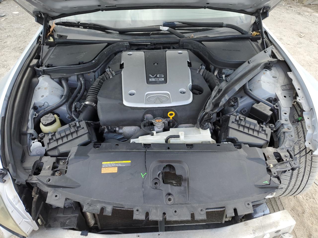 2011 Infiniti G - Image 11