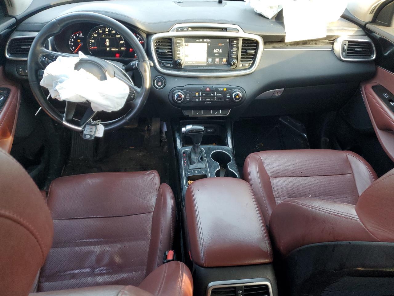 2017 Kia Sorento - Image 8