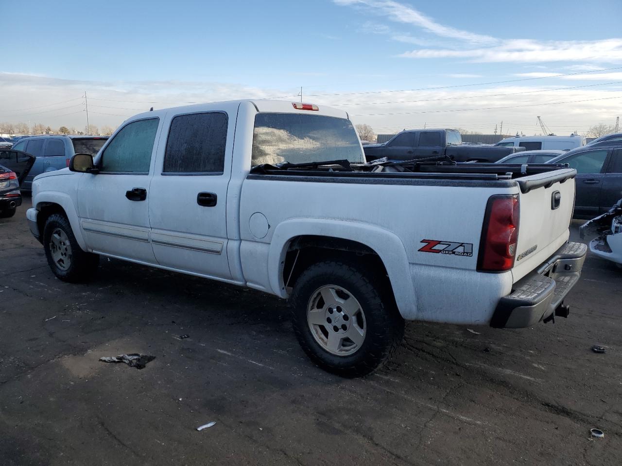 2006 Chevrolet Silverado - Image 2