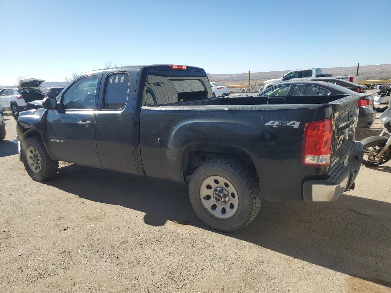 2012 GMC Sierra - Image 2