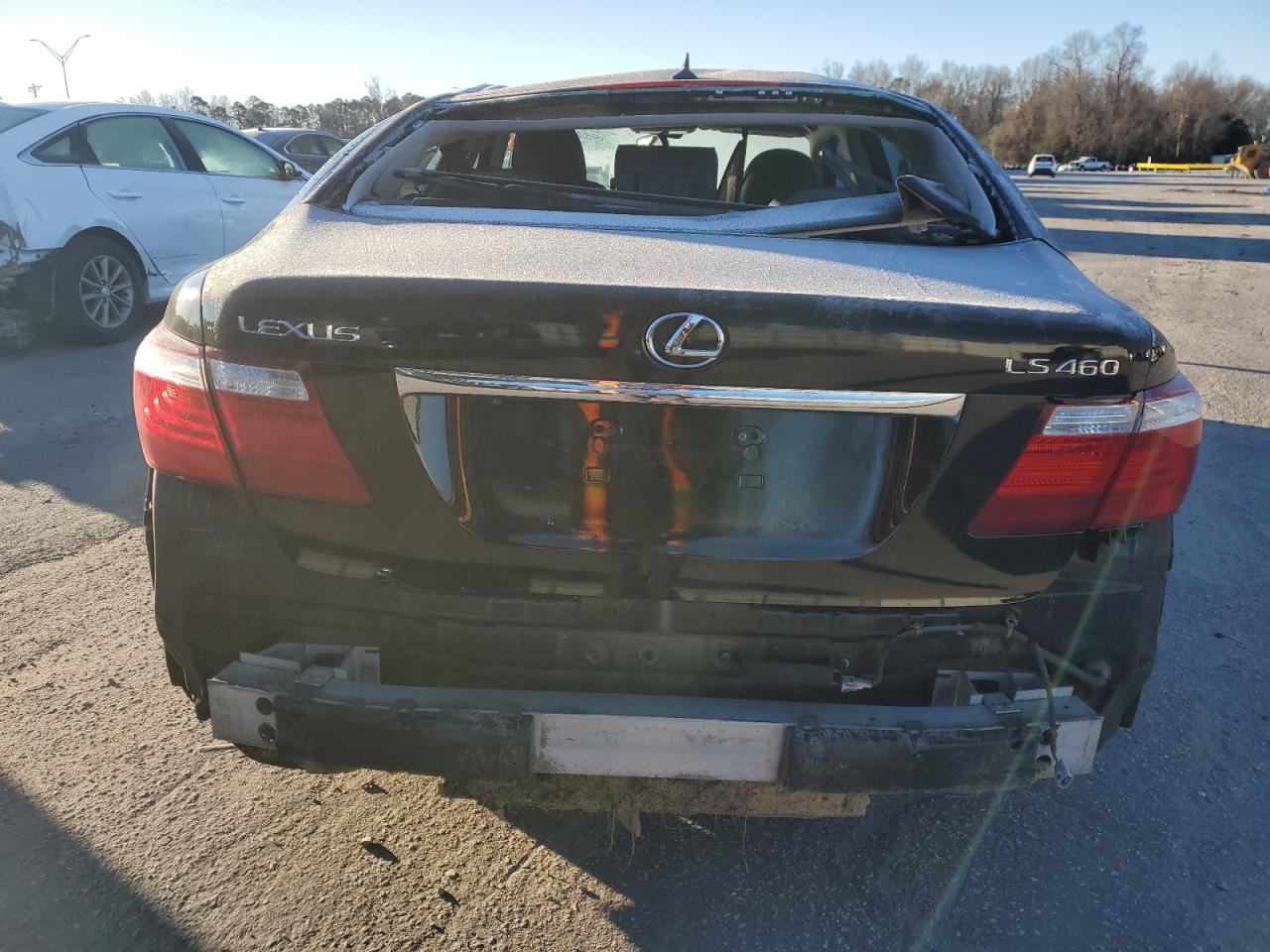 2009 Lexus LS - Image 6
