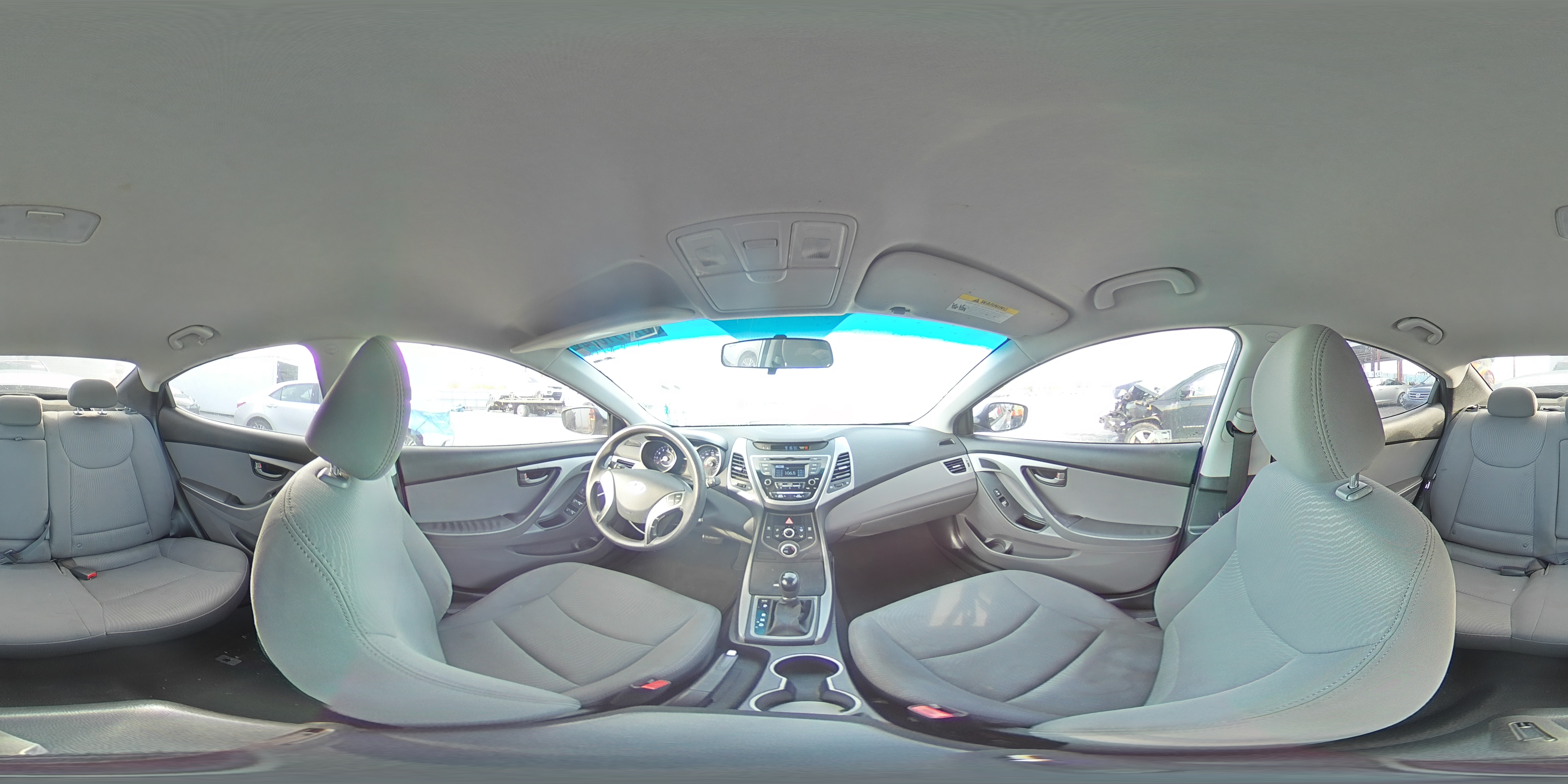 2016 Hyundai Elantra - Image 15