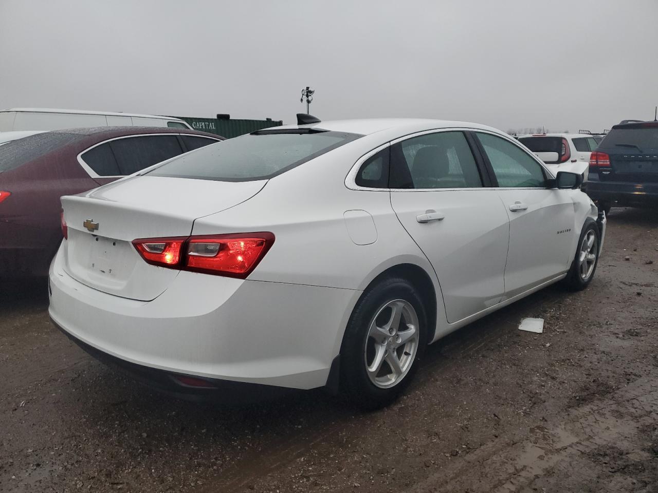 2017 Chevrolet Malibu - Image 3