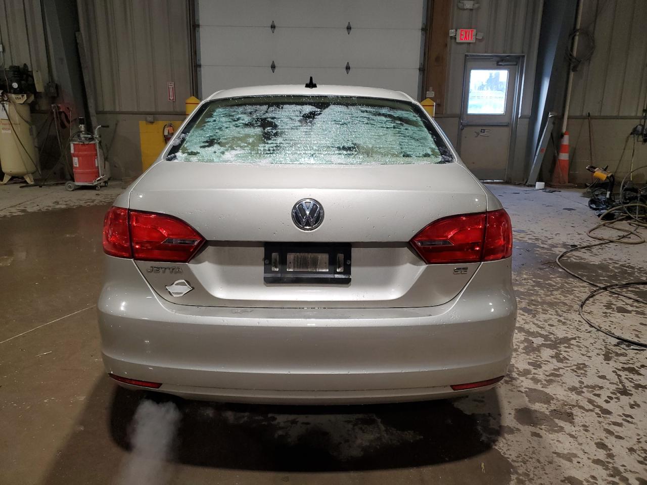 2014 Volkswagen Jetta - Image 6