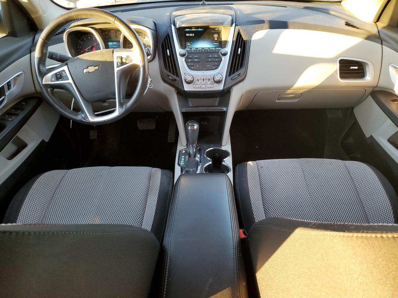 2017 Chevrolet Equinox - Image 8