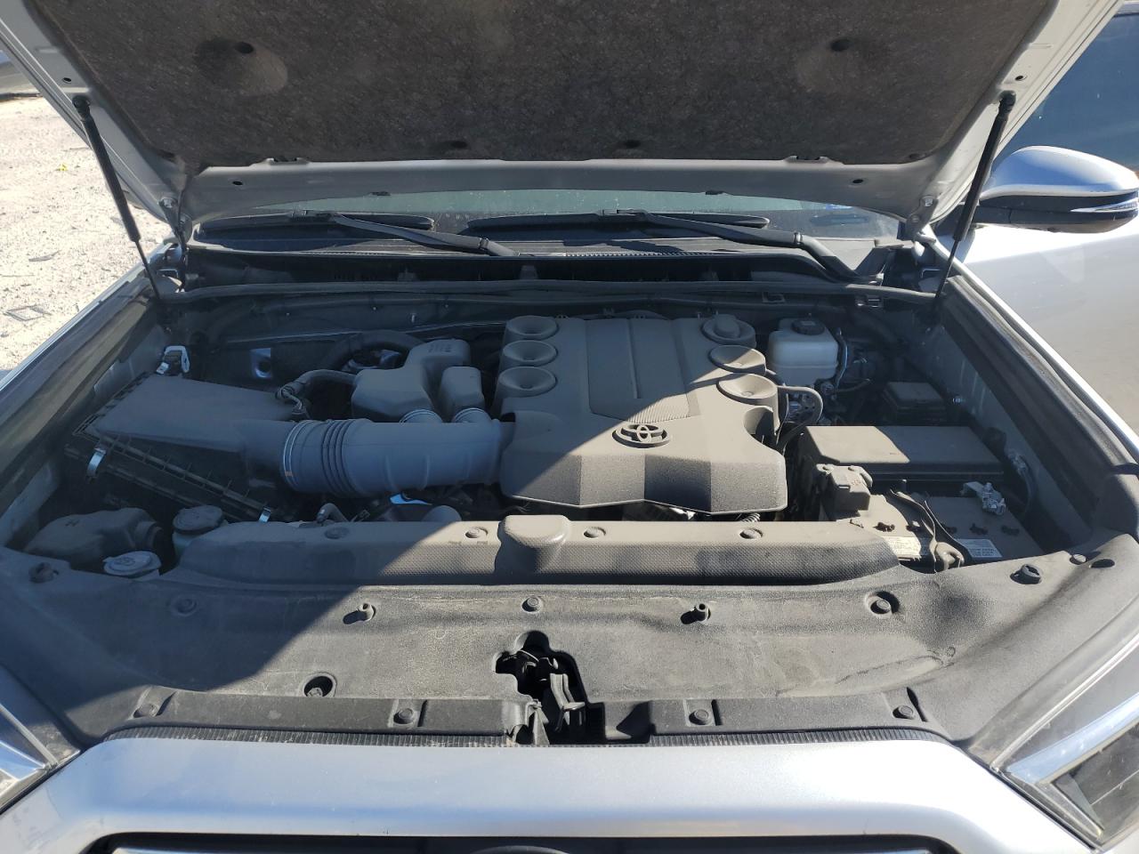 2023 Toyota 4Runner - Image 12