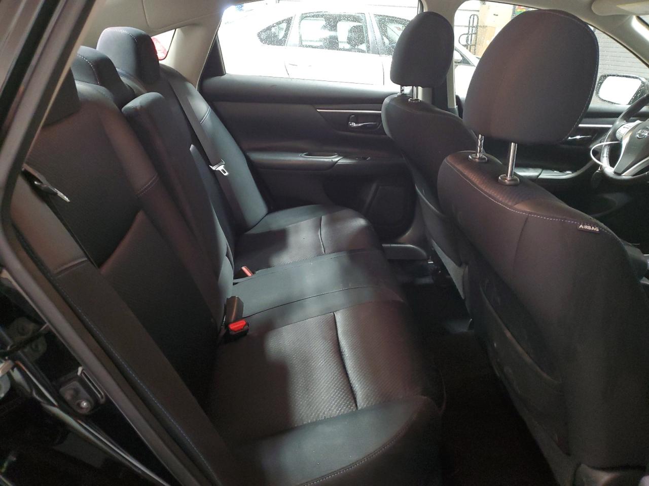 2016 Nissan Altima - Image 10