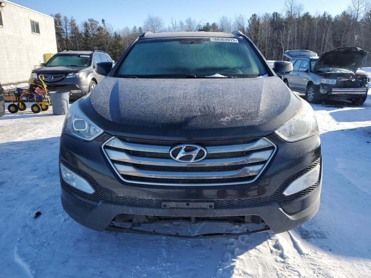 2016 Hyundai Santa Fe - Image 5