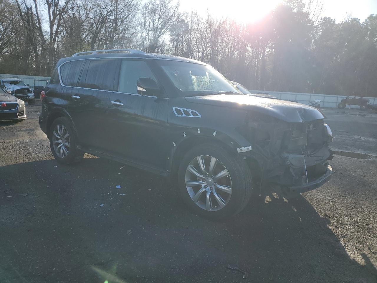 2013 Infiniti QX56 - Image 4